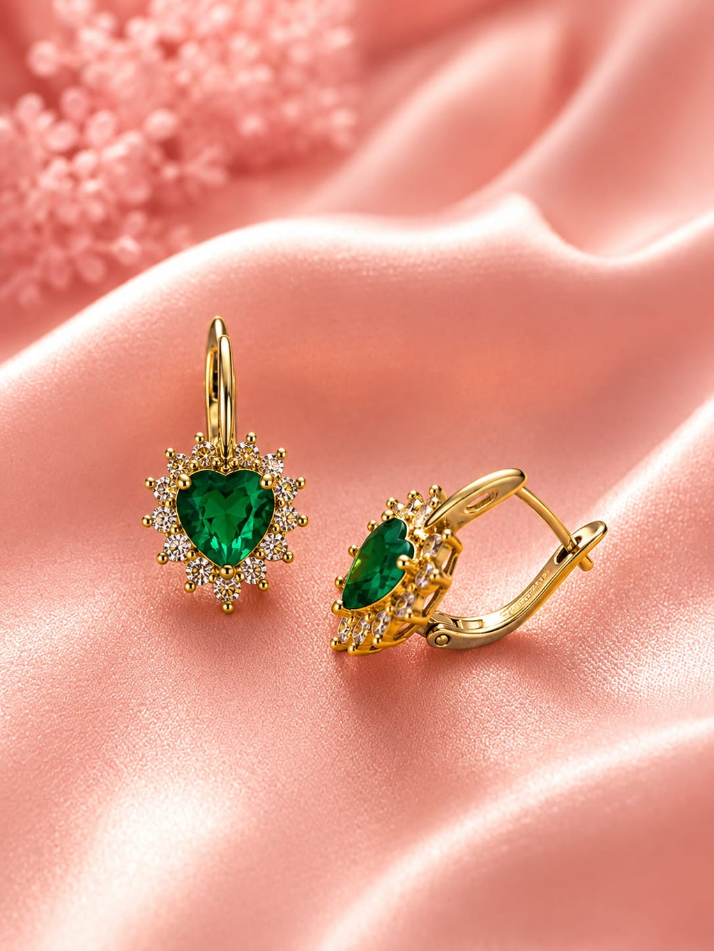 Aretes corazón verde esmeralda con cristales - Oro laminado 14K