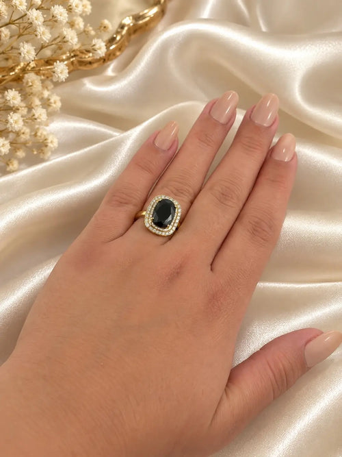 Black Elegance Ring – 14K Gold Filled